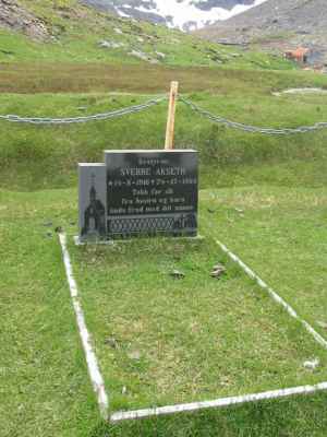 Grave of Sverre Akseth