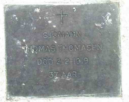 Detail of Grave of TOMASEN, Tomas