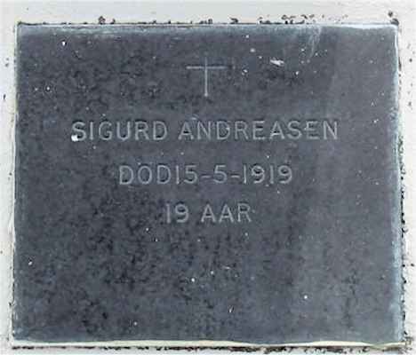 Detail of Grave of ANDREASEN, Sigurd