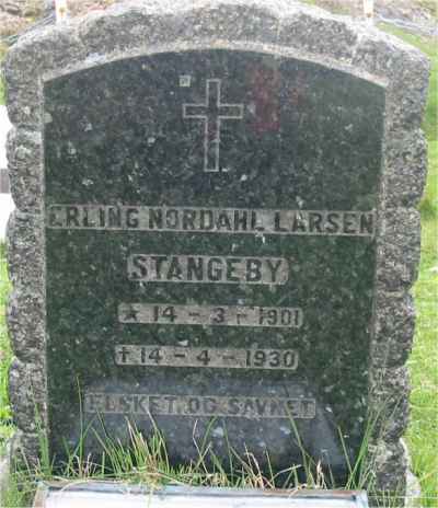 Detail of Grave of LARSEN, Erling Nordahl