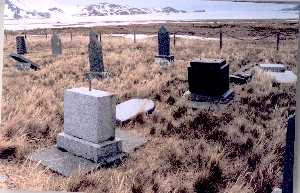 Broken Headstone at Husvik Cemetery